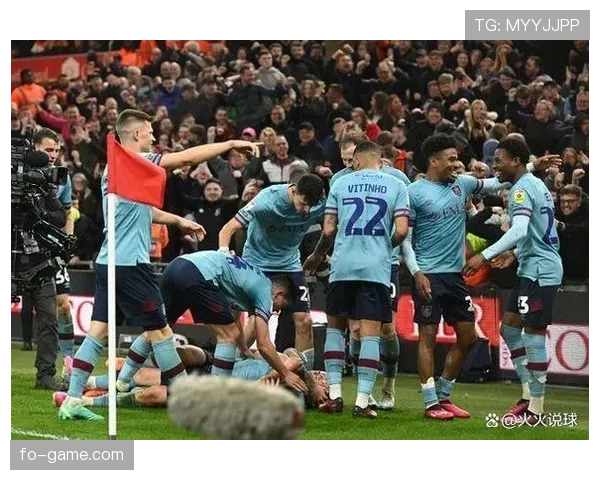 伯恩利强势重返英超,战绩彰显球队竞争力持续攀升 伯恩利强势重返英超,战绩彰显球队竞争力持续攀升